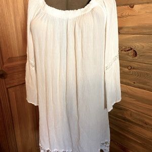 Flying Tomato off white tunic or dress.